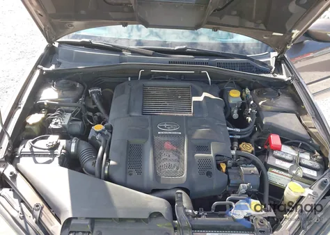 2009 Subaru Outback 2.5Xt Limited z USA, uszkodzony, nr VIN 4S4BP63C694323239